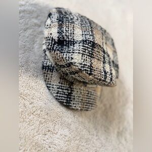 H&M Plaid Newsboy Cap - Black, Cream, Tan